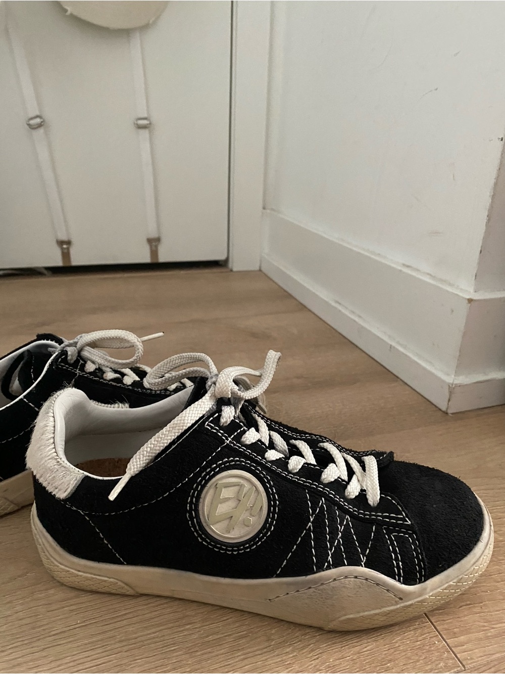 EYTYS Suede Wave Rough Sneakers - Picture 3 of 6